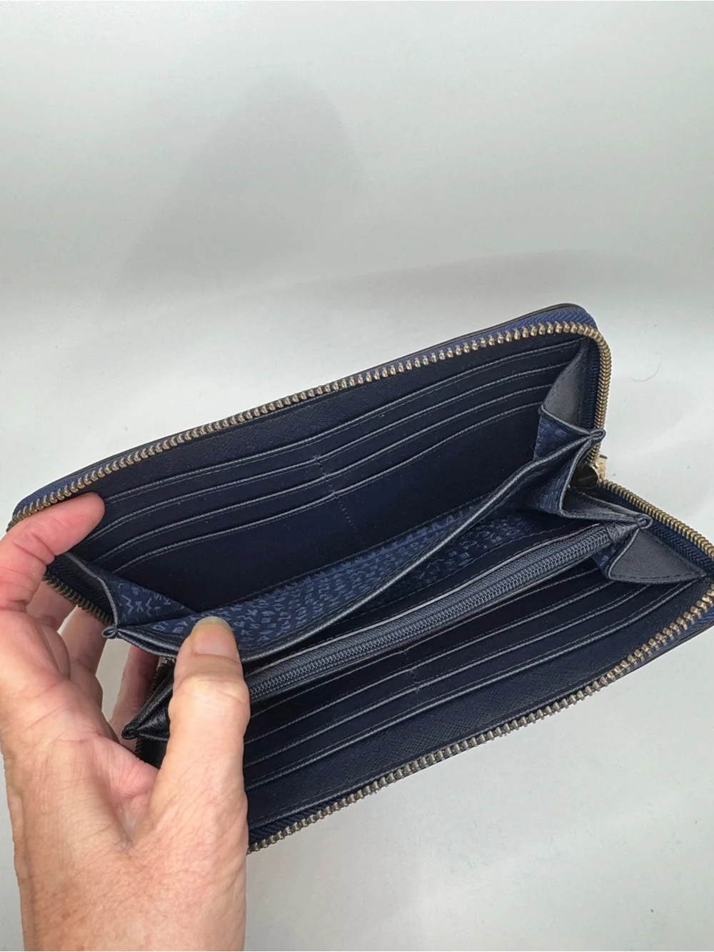 Kate Spade Laurel Way Neda Continental zip around  accordion Striped Wallet